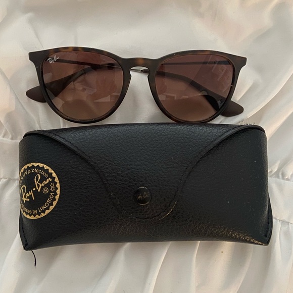 Ray-Ban Accessories - Ray-Ban | Erika classic sunglasses in tortoise